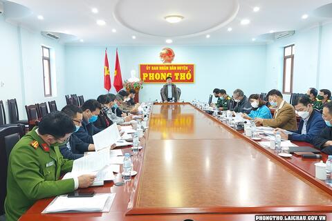 Họp Hội đồng nghĩa vụ quân sự huyện Phong Thổ về công tác tuyển quân năm 2022