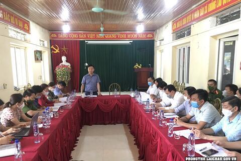 BTV huyện ủy làm việc với Đảng ủy xã Khổng Lào