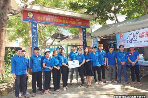 Tuổi trẻ huyện Phong Thổ tình nguyện "tiếp sức mùa thi THPT năm 2022”