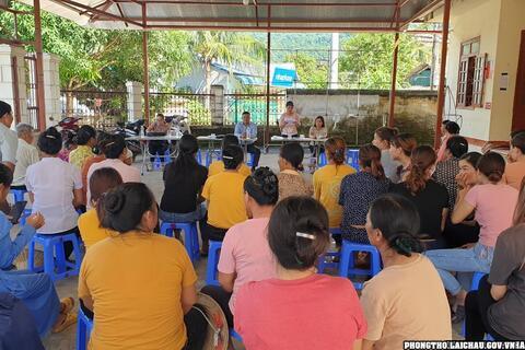 Khai giảng lớp đào tạo Trồng cây ăn quả ( cây xoài) tại Thị trấn Phong Thổ