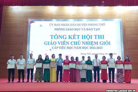 Phong Thổ tổng kết Hội thi giáo viên chủ nhiệm giỏi cấp huyện năm học 2022 – 2023