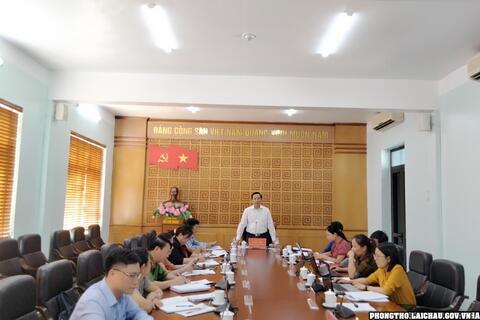 Đoàn kiểm tra của Tuyên giáo Tỉnh ủy làm việc với  Ban Thường vụ Huyện ủy Phong Thổ