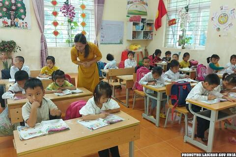 Ngành giáo dục huyện Phong Thổ chặng đường 40 năm vì sự nghệp trồng người