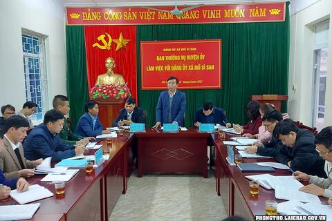 Ban Thường vụ huyện ủy làm việc tại xã Mồ Sì San về tình hình thực hiện Nghị quyết Đảng bộ xã, nhiệm kỳ 2020 – 2025