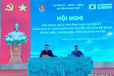 Hội nghị đối thoại giữa Thường trực Huyện ủy, Lãnh đạo UBND huyện với cán bộ đoàn viên thanh niên huyện Phong Thổ
