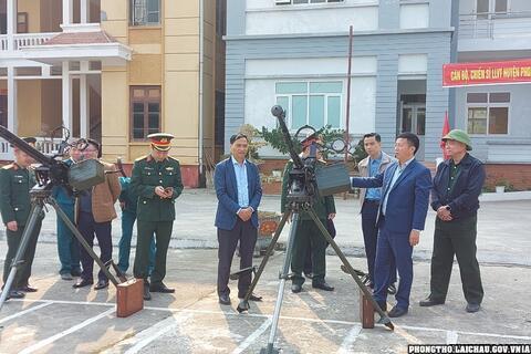 Huyện Phong Thổ tổ chức ra quân huấn luyện năm 2023