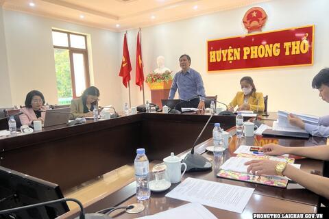 Đoàn khảo sát của Ban văn hóa xã hội - Hội đồng nhân dân tỉnh giám sát tại Phong Thổ