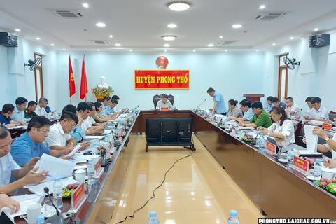 Đoàn công tác của UBND tỉnh làm việc với huyện Phong Thổ về: Tình hình thực hiện 6 tháng đầu năm 2023 về các chỉ tiêu nhiệm vụ phát triển kinh tế - xã hội