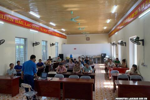 Hội nông dân tỉnh mở lớp tập huấn khoa học kỹ thuật tại thị trấn Phong Thổ