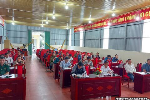 Đoàn đại biểu HĐND tỉnh, huyện Phong Thổ tiếp xúc cử tri tại xã Dào San và xã Mù Sang