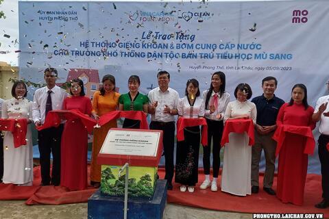 Hoa hậu H'Hen Niê dự lễ khai giảng năm học 2023-2024 tại trường PTDTBT Tiểu học Mù Sang