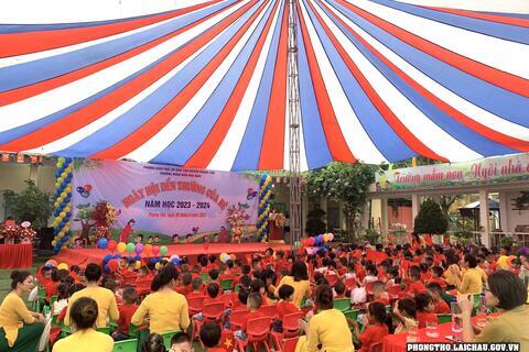 "Ngày hội đến trường của bé” năm học 2023-2024 trường mầm non Hoa Ban thị trấn Phong Thổ