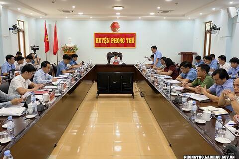 Đoàn công tác của UBND tỉnh làm việc tại huyện Phong Thổ