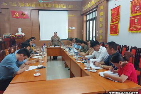 Đoàn giám sát HĐND huyện Phong Thổ giám sát 3 trường học trên địa bàn thị trấn