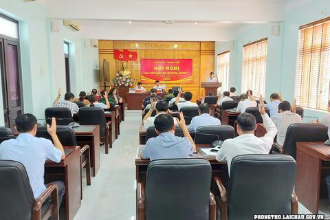 Hội nghị Ban chấp hành Đảng bộ huyện Phong Thổ lần thứ 17