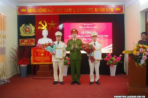 Lễ công bố quyết định bổ nhiệm các Phó Trưởng Công an huyện Phong Thổ