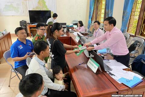 Phòng giao dịch NHCSXH huyện Phong Thổ nỗ lực đẩy nhanh giải ngân nguồn vốn tín dụng chính sách