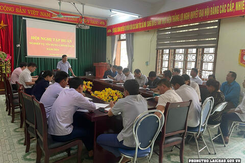 NHCSXH huyện tập huấn nghiệp vụ tín dụng, chính sách năm 2024 tại xã Mù Sang