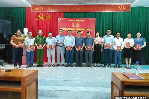 Lễ phát hành cuốn sách lịch sử đảng bộ xã Nậm Xe (1960-2023)