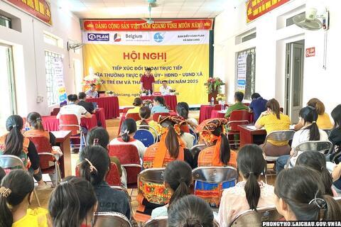 Chương trình đối thoại giữa thường trực Đảng ủy, HĐND – UBND xã Bản Lang và Khổng Lào với phụ nữ, trẻ em và thanh thiếu niên trên địa bàn năm 2025