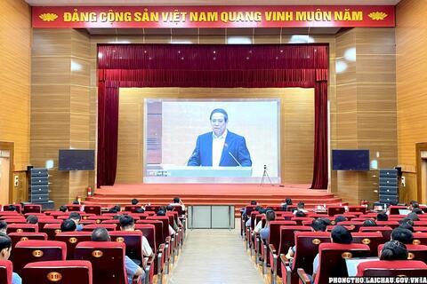 Hội nghị toàn quốc quán triệt, triển khai thực hiện Nghị quyết số 66-NQ/TW và Nghị quyết số 68-NQ/TW của Bộ Chính trị