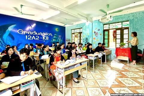 Trường PTDTNT THPT huyện Phong Thổ tập trung ôn thi tốt nghiệp THPT