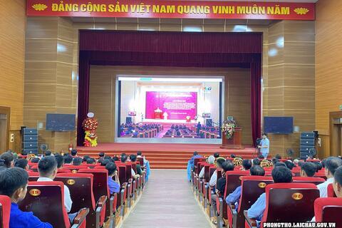 Lễ công bố Nghị quyết của Ủy ban Thường vụ Quốc hội về việc kết thúc hoạt động đơn vị hành chính cấp huyện, sắp xếp các đơn vị hành chính cấp xã;Quyết định thành lập Đảng bộ cấp xã; chỉ định nhân sự cấp ủy, lãnh đạo HĐND, UBND, Ủy ban MTTQ Việt Nam cấp xã