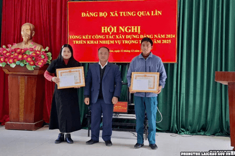 Đảng ủy xã Tung Qua Lìn tổ chức Hội nghị tổng kết công tác xây dựng Đảng năm 2024