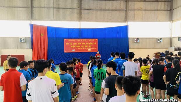 Khai mạc Giải cầu lông trẻ - Thiếu niên, Nhi đồng Huyện Phong Thổ năm 2022