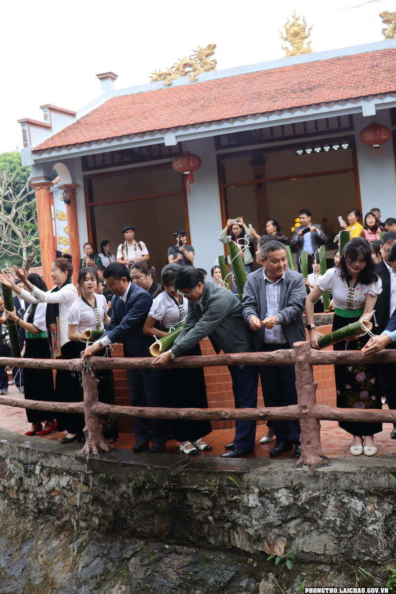 Lễ hội Nàng Han - nét đẹp văn hoá tâm linh của người Thái huyện Phong Thổ