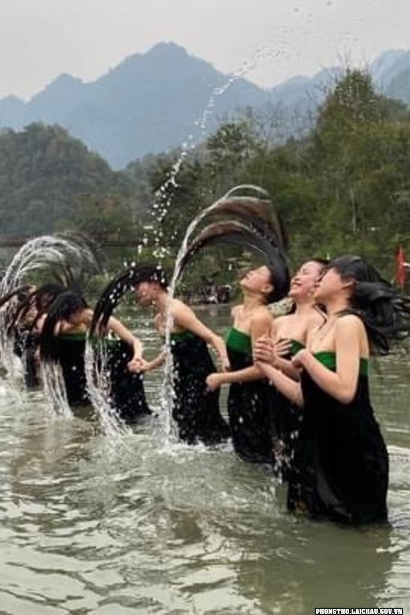 Lễ hội Áp Hô Chiêng xã Mường So năm 2023