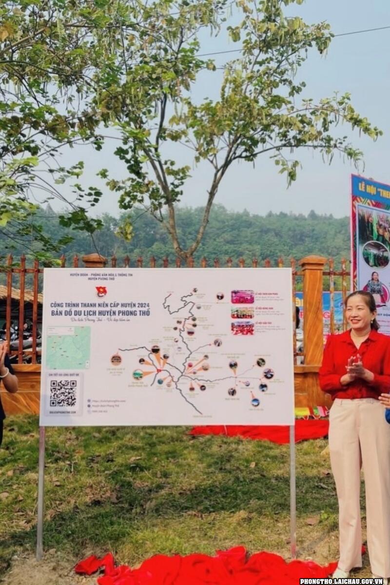 Lễ khánh thành công trình thanh niên “Bản đồ du lịch huyện Phong Thổ”